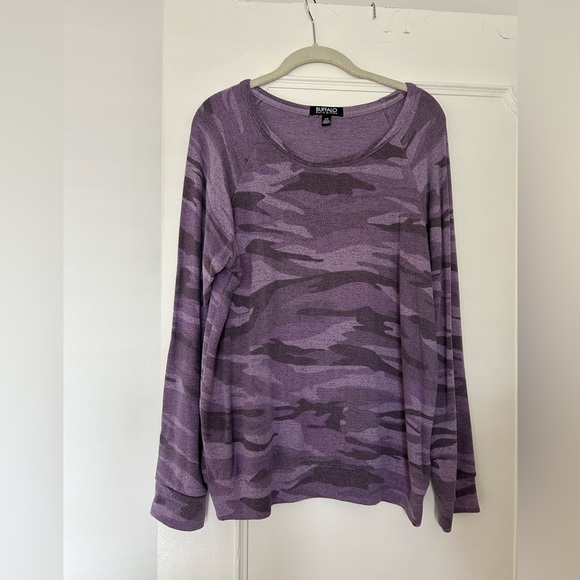 BUFFALO print long sleeve tops - Picture 3 of 4